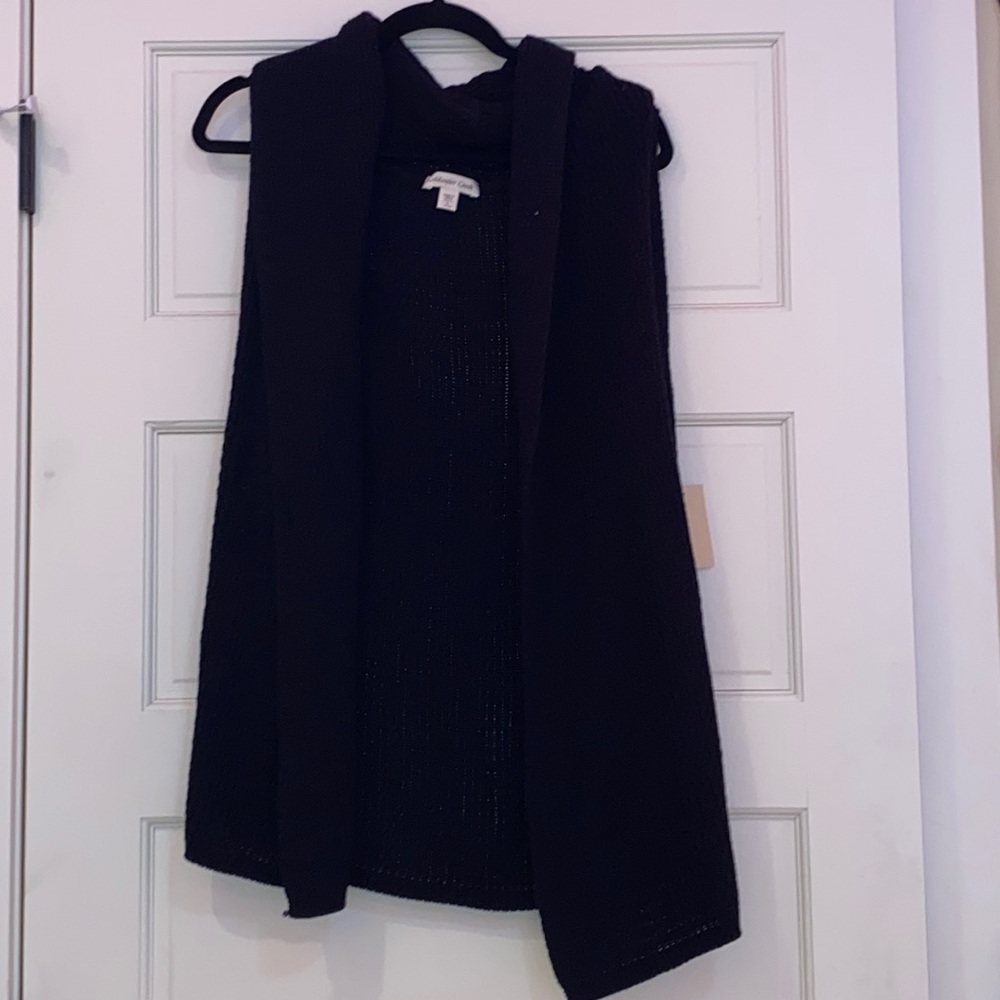 Relaxed sweater vest
